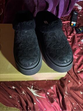 Coach Brand new Suede Slip-On Platform Mules size 9